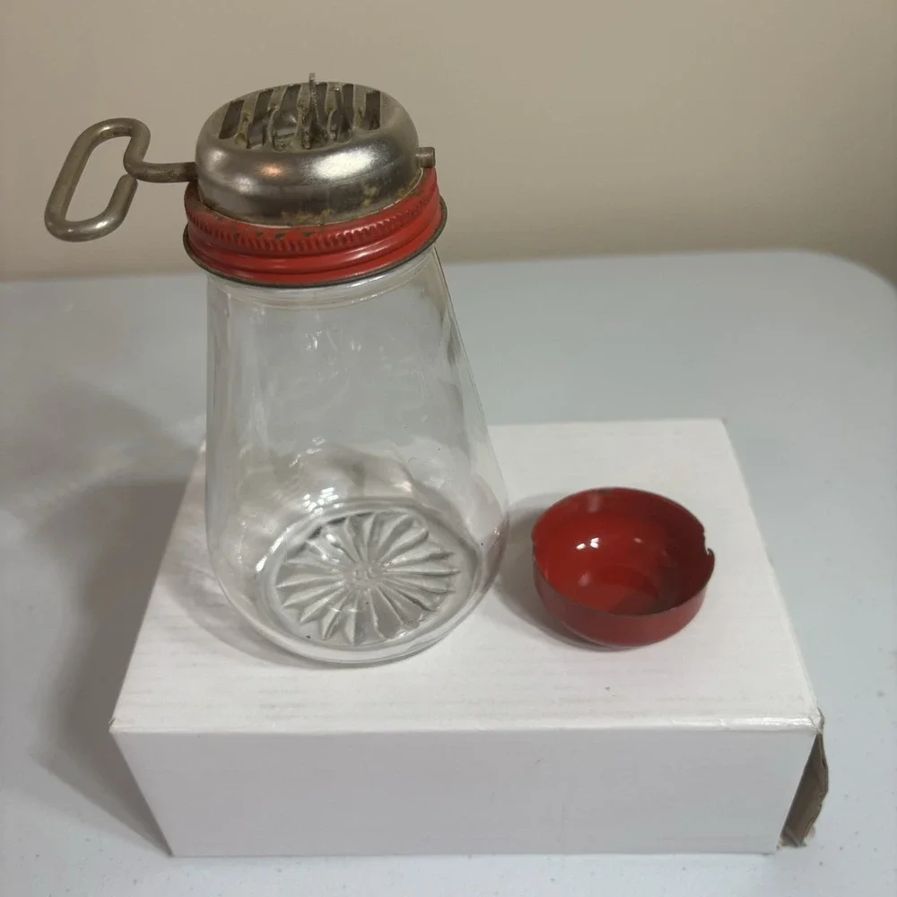 Vintage Federal Tool Corp Chicago Nut Cheese Chopper Grinder Glass Jar Turn Key